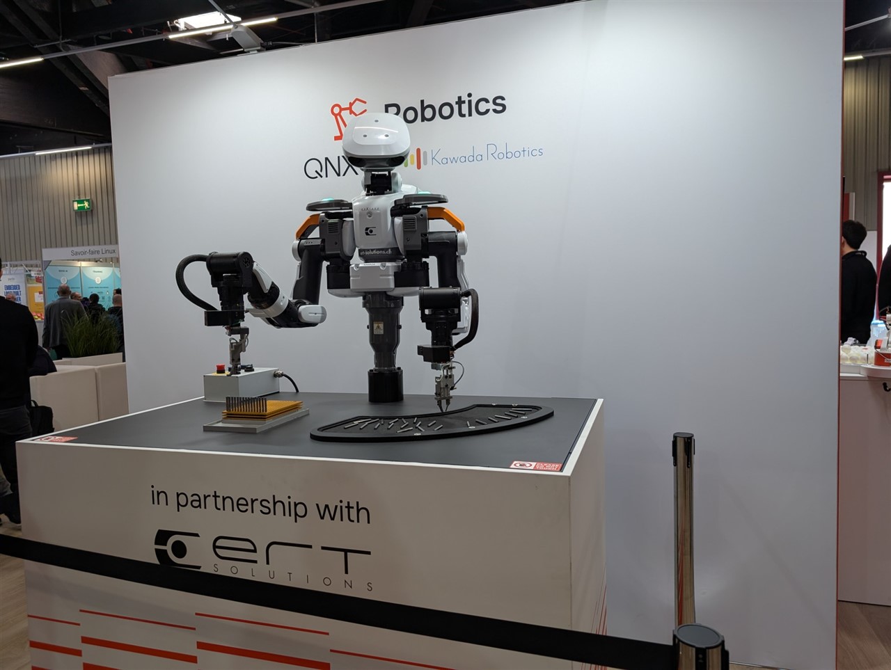 Robot in the QNX booth